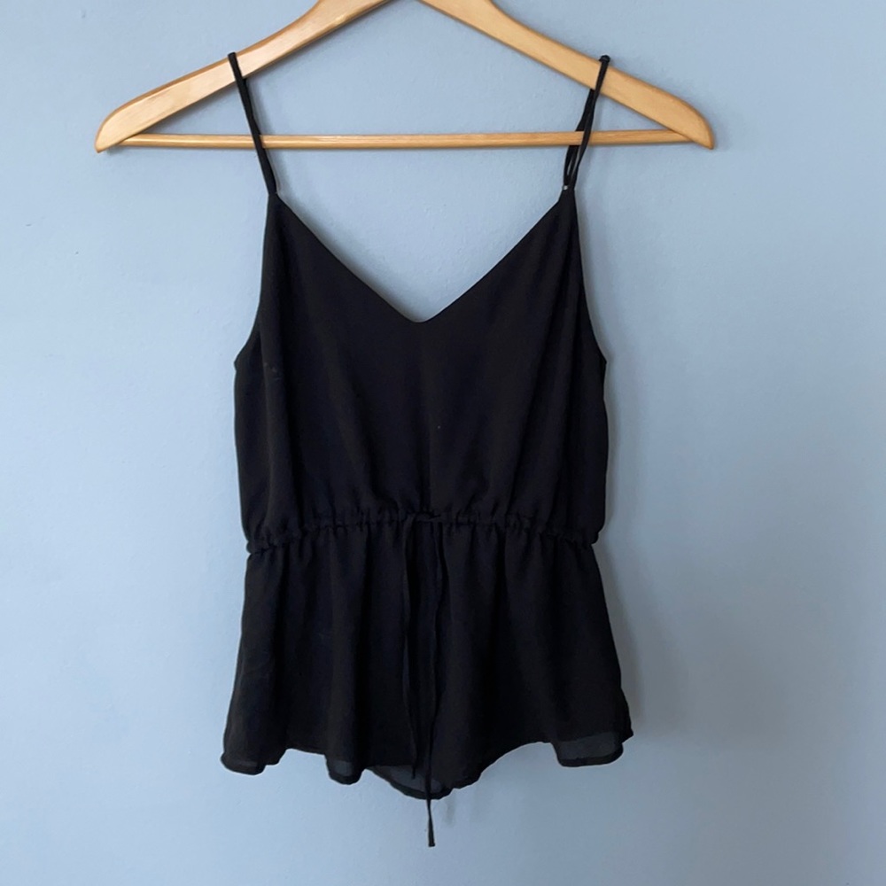 Aritzia black top